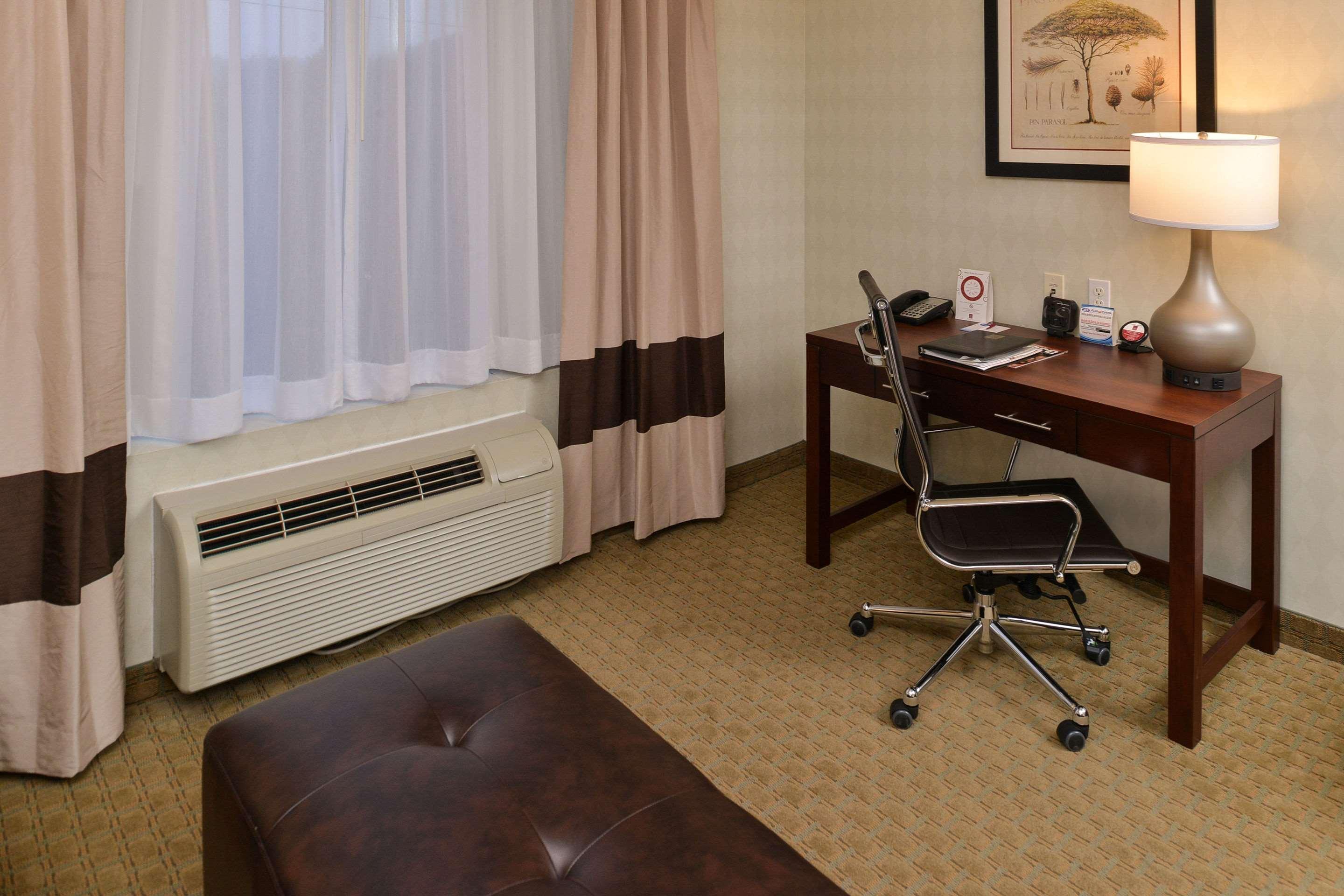 Comfort Suites Airport Tukwila Seattle Εξωτερικό φωτογραφία