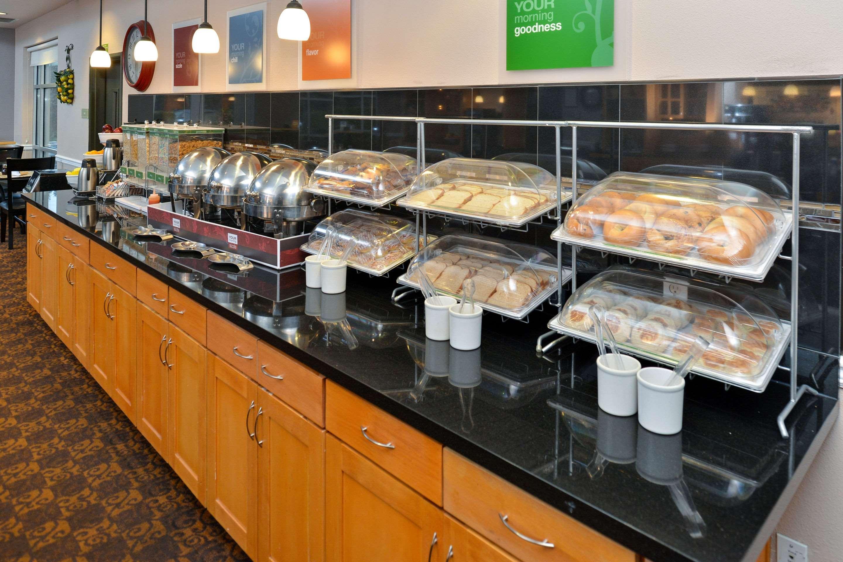 Comfort Suites Airport Tukwila Seattle Εξωτερικό φωτογραφία